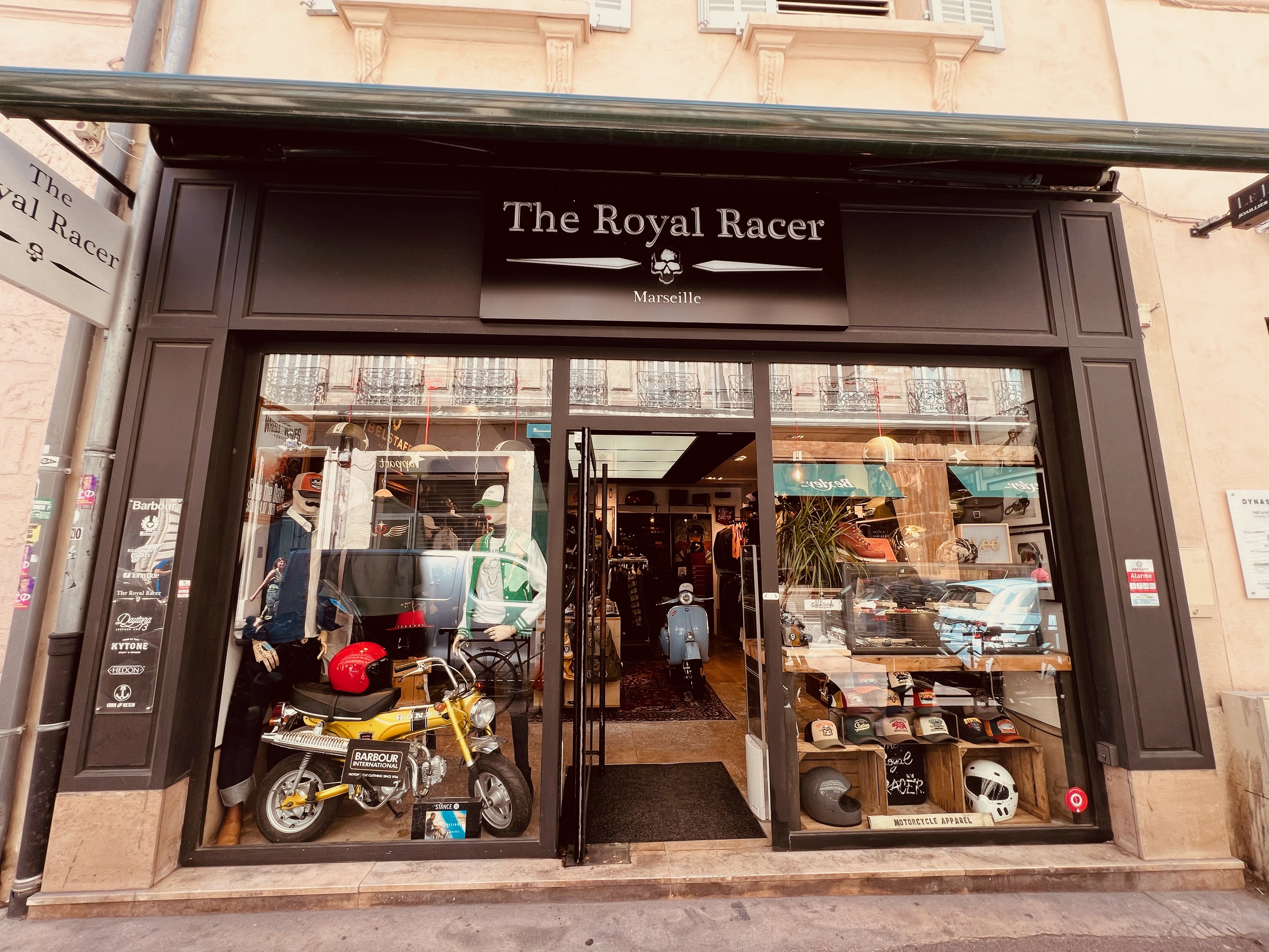 The Royal Racer Marseille
